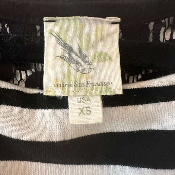 Beautiful Anthro 00s Dress - Picture 4 of 6